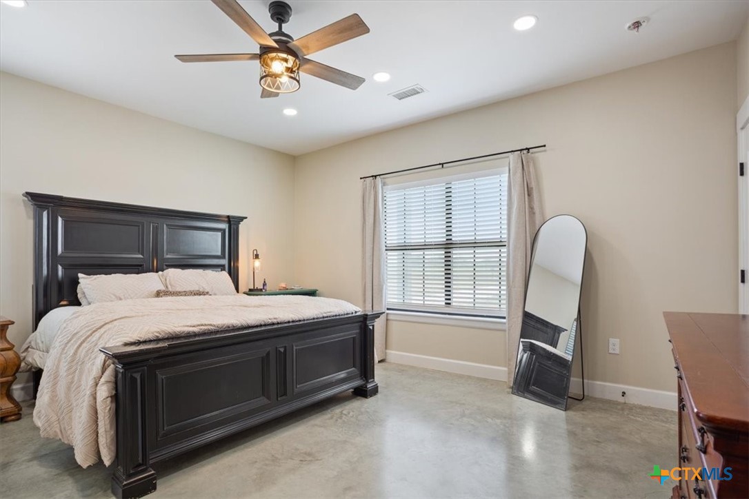 1490 Dos Hermanas Road Property Photo 17