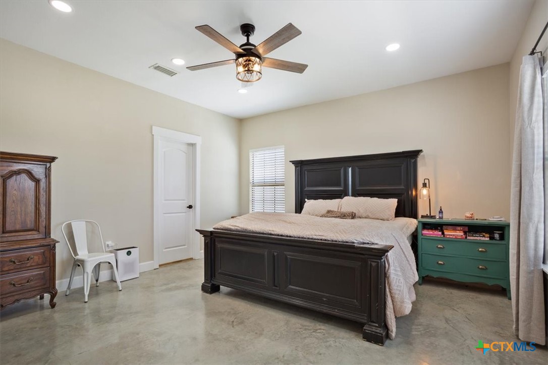 1490 Dos Hermanas Road Property Photo 18