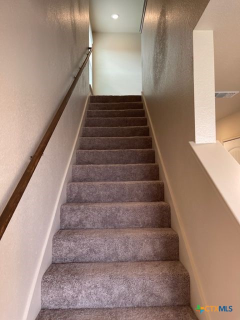 1701 Montell Street A Property Photo 7
