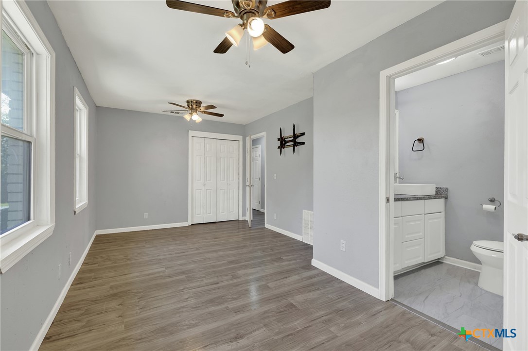 1006 Pecan Street Property Photo 18