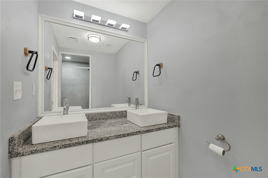 1006 Pecan Street Property Photo 20
