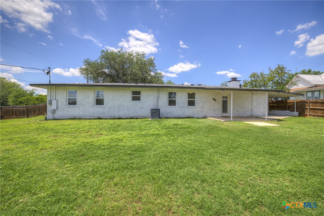 1006 Pecan Street Property Photo 34