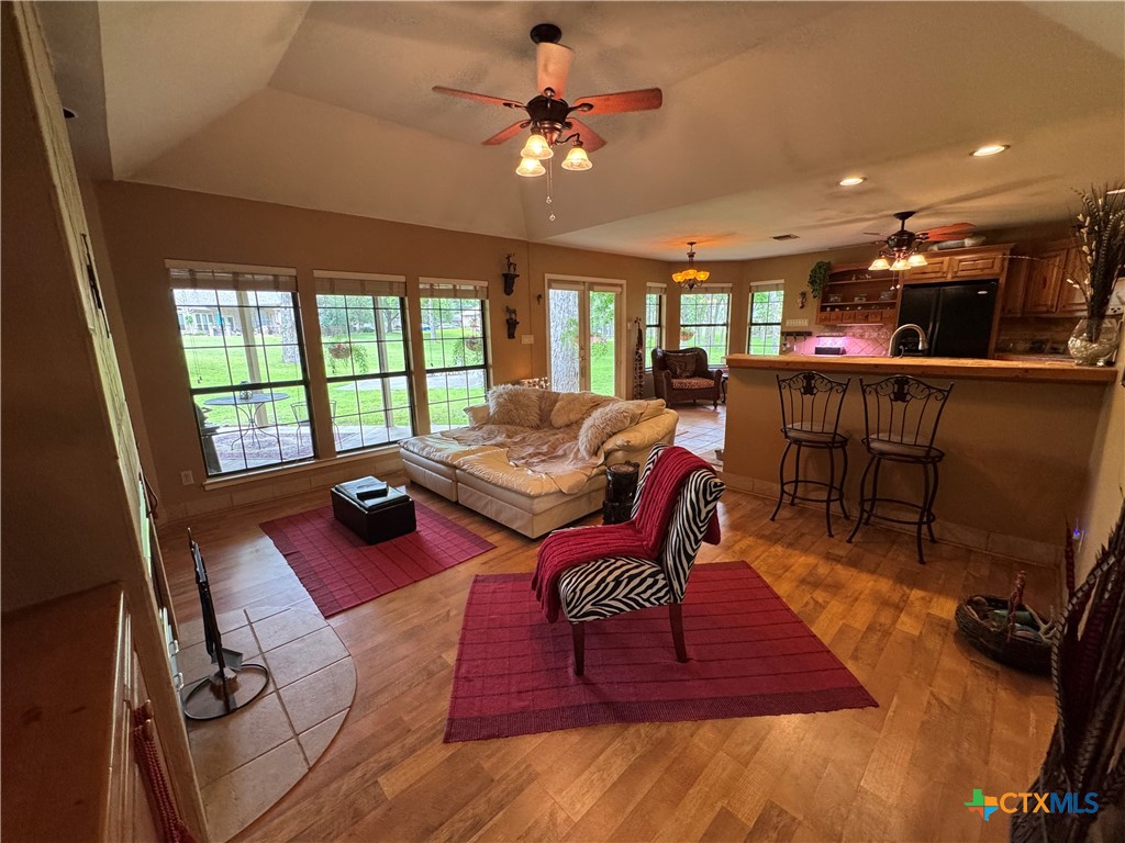 433 Las Brisas Boulevard Property Photo 13