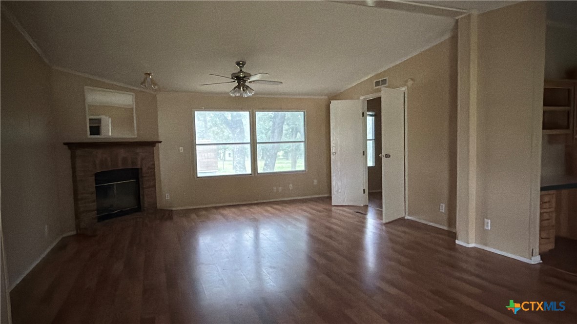 309 Hickory Run Property Photo 8