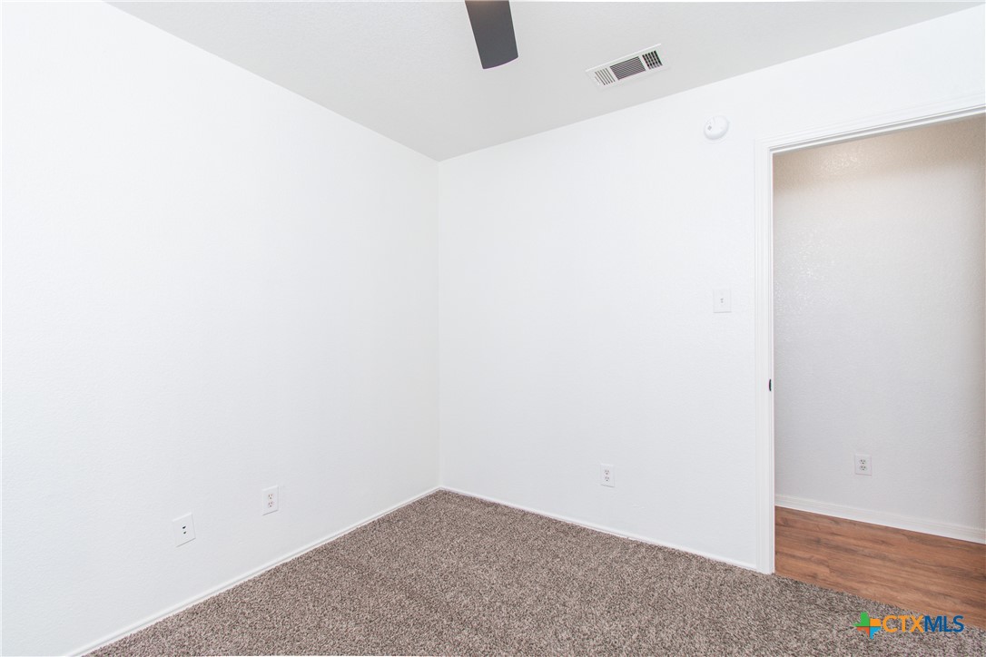 1213 Fox Creek Drive Property Photo 13