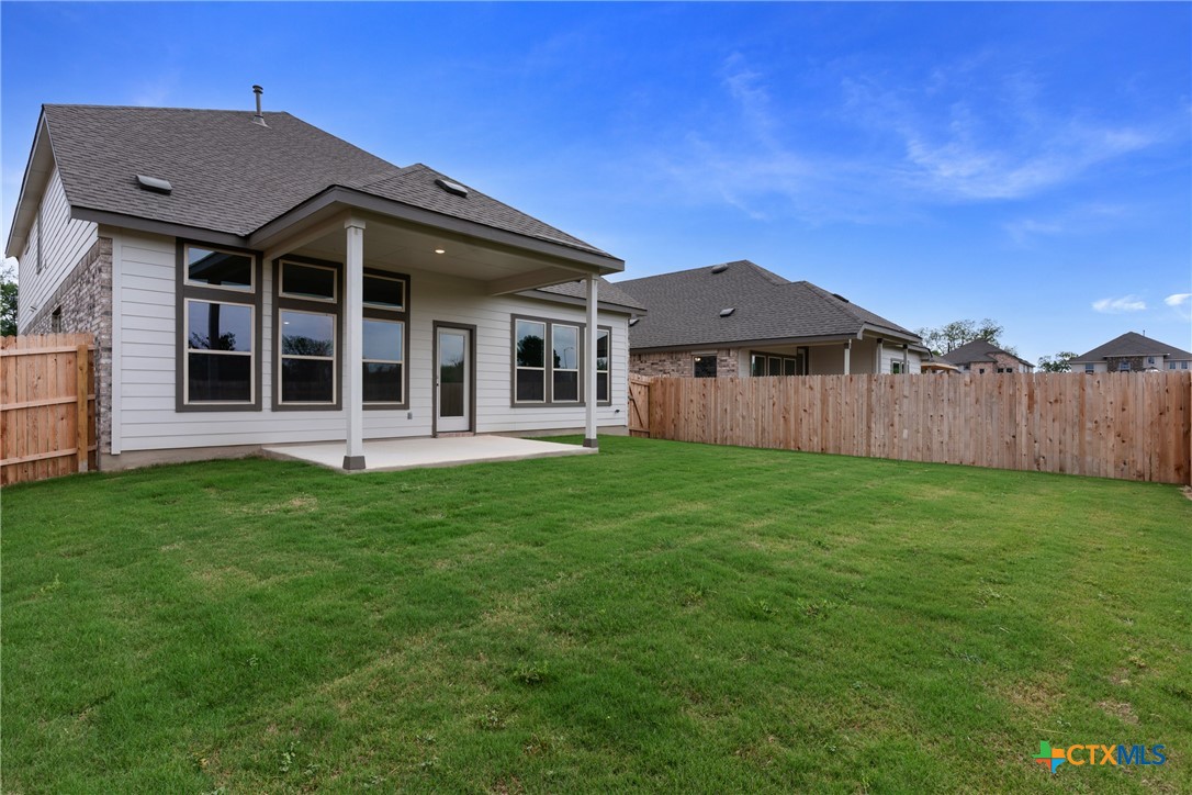 931 Creek Bed Drive Property Photo 2
