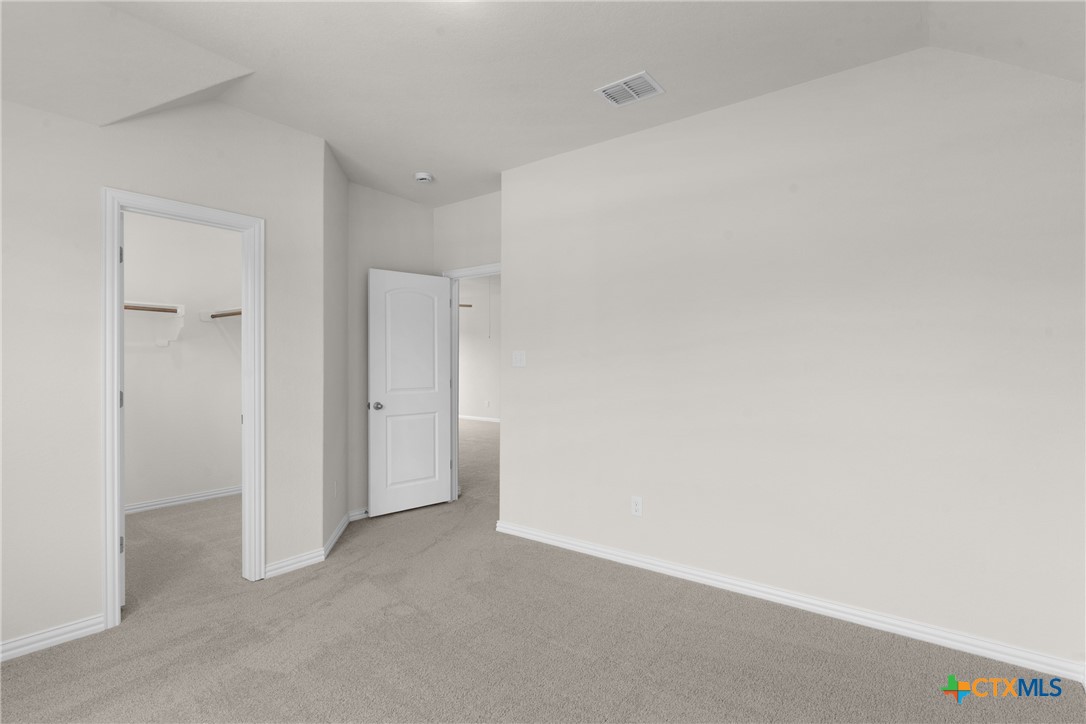 931 Creek Bed Drive Property Photo 15