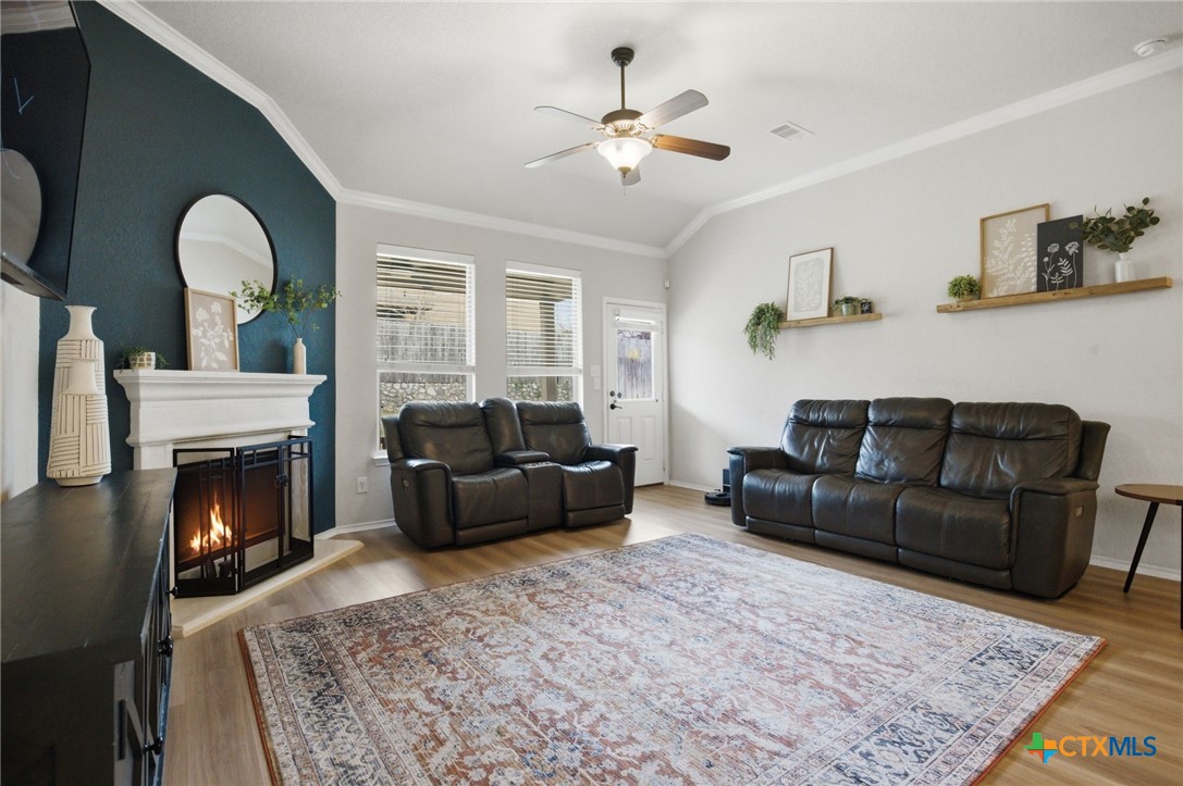 6321 Iris Run Property Photo 3