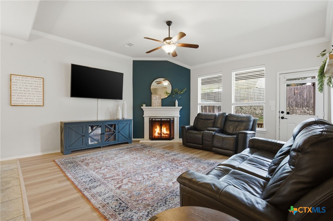 6321 Iris Run Property Photo 4