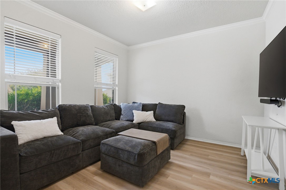 6321 Iris Run Property Photo 14