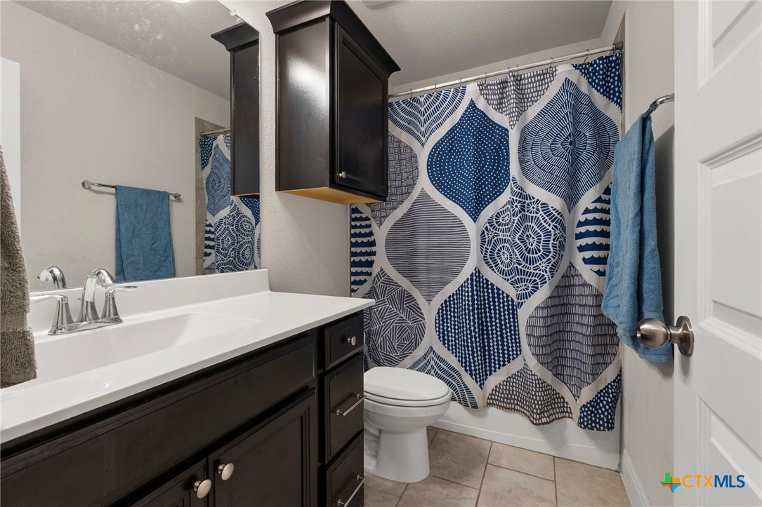 274 Sigel Avenue Property Photo 27