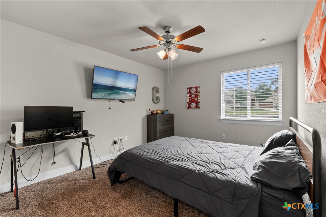 274 Sigel Avenue Property Photo 28