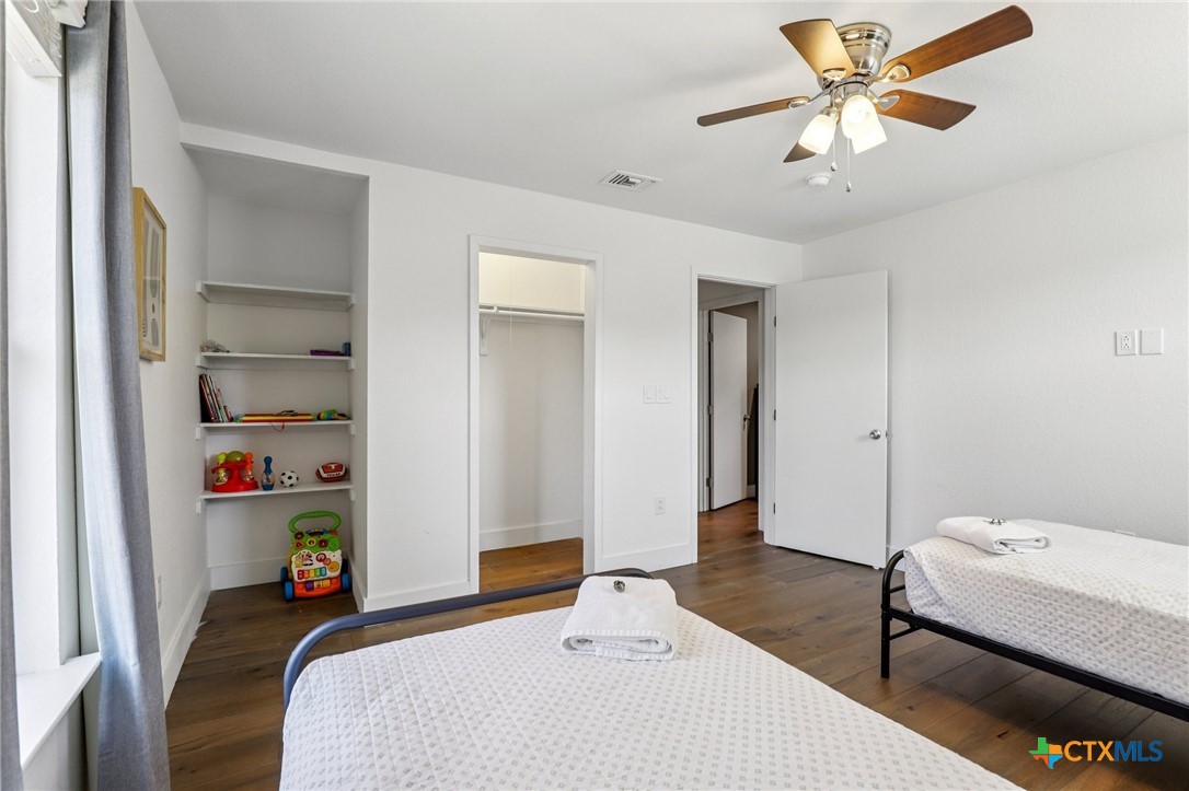 275 Stallion Springs Drive Property Photo 38