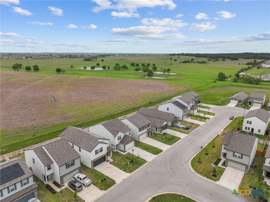 231 Enforcer Loop Property Photo 3