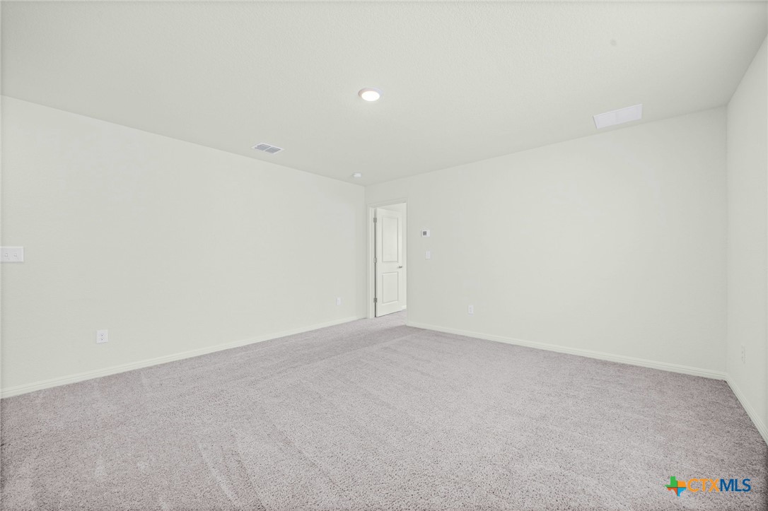 231 Enforcer Loop Property Photo 20