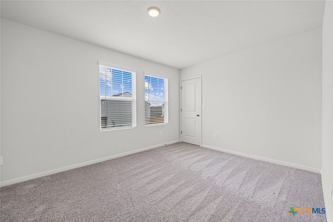 231 Enforcer Loop Property Photo 32