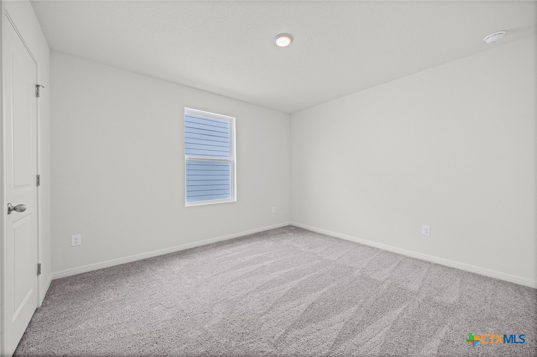 231 Enforcer Loop Property Photo 37