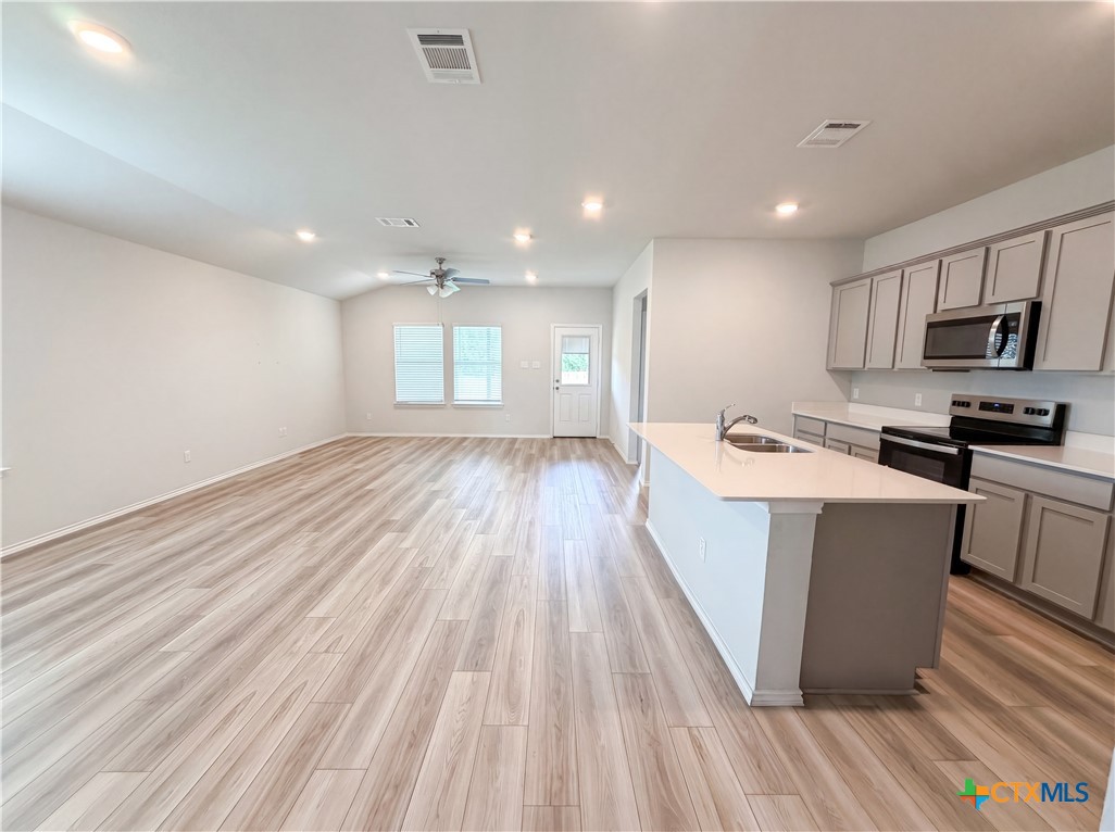 10008 Altara Cove Property Photo 9