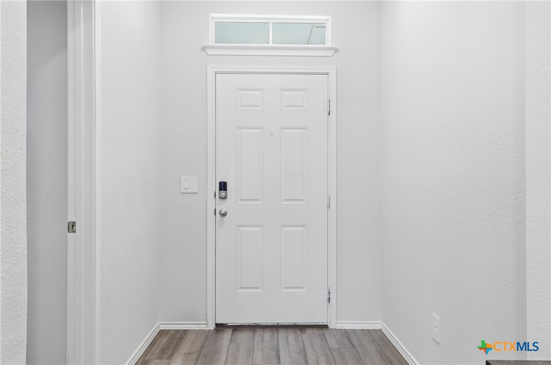 3021 Wigeon Way Property Photo 4