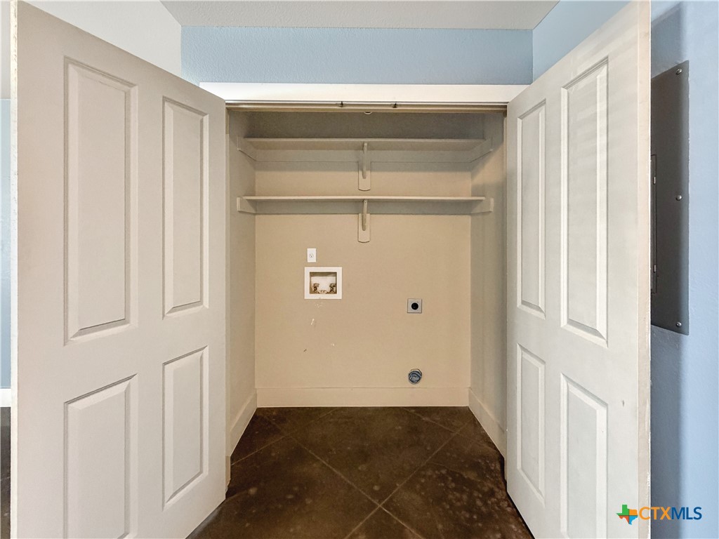 1248 Honor Lane Property Photo 11