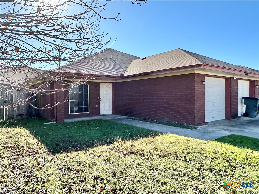3704 Gus Drive A Property Photo 1