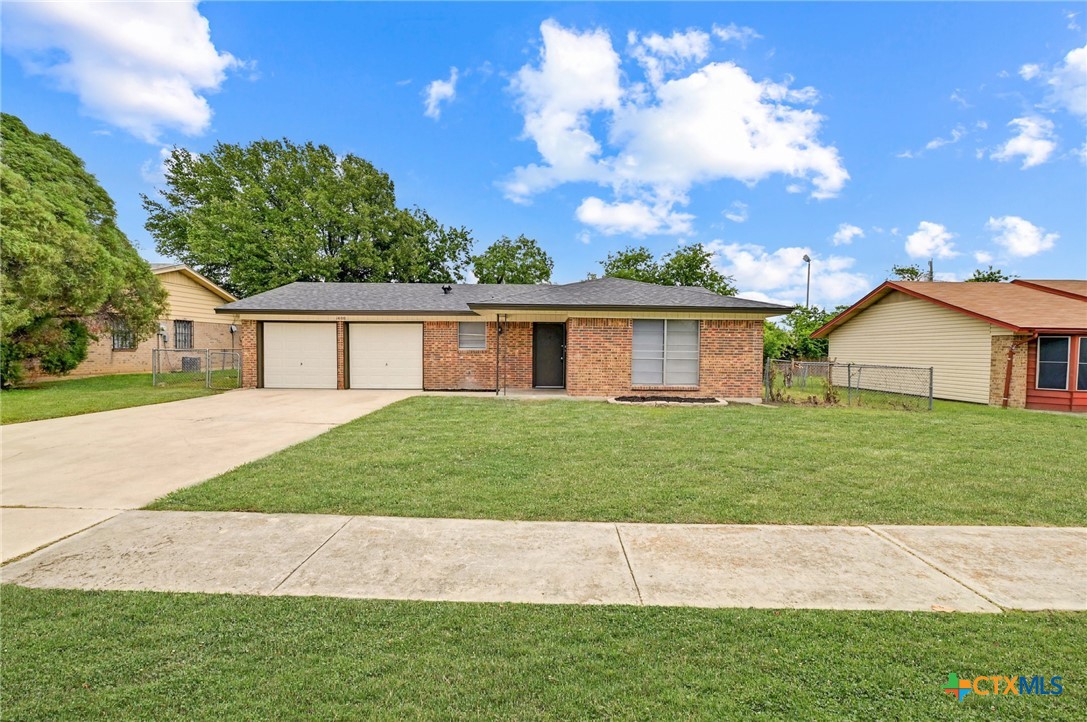 1400 Hammond Drive Property Photo 1