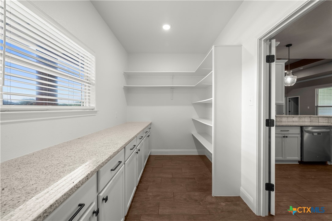 267 Sand Flat Lane Property Photo 11