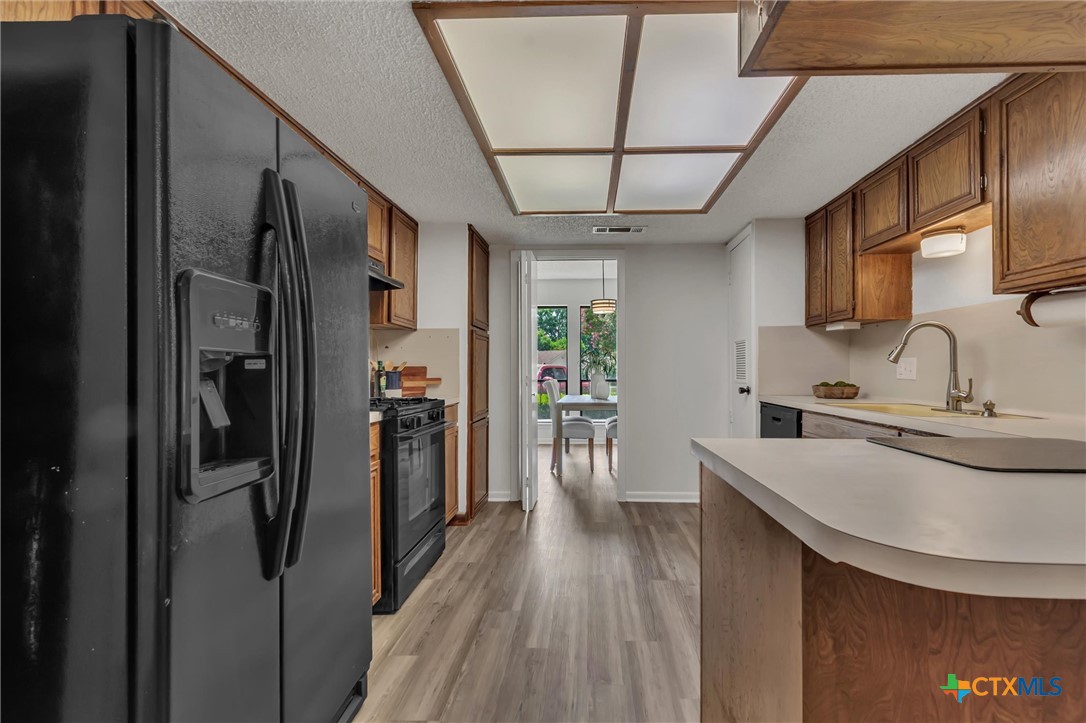 1610 Karen Cove Property Photo 12