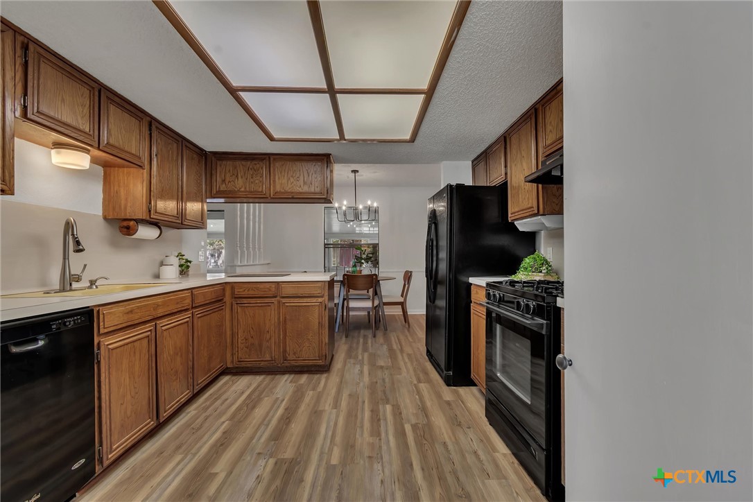 1610 Karen Cove Property Photo 15