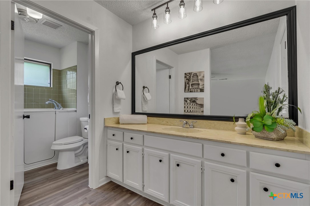 1610 Karen Cove Property Photo 22