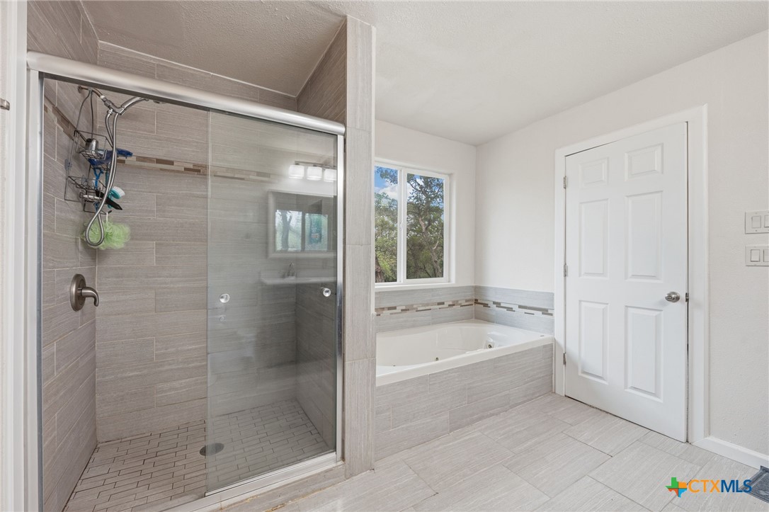1108 Canyon Drive Property Photo 16