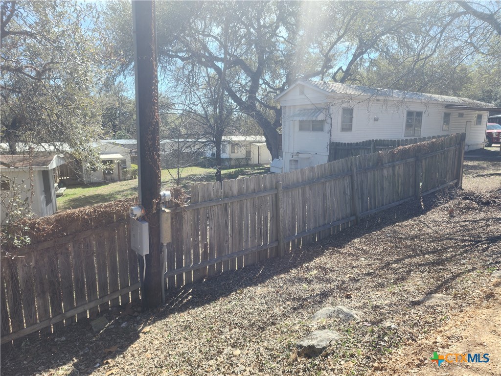 111 Valley View Property Photo 5