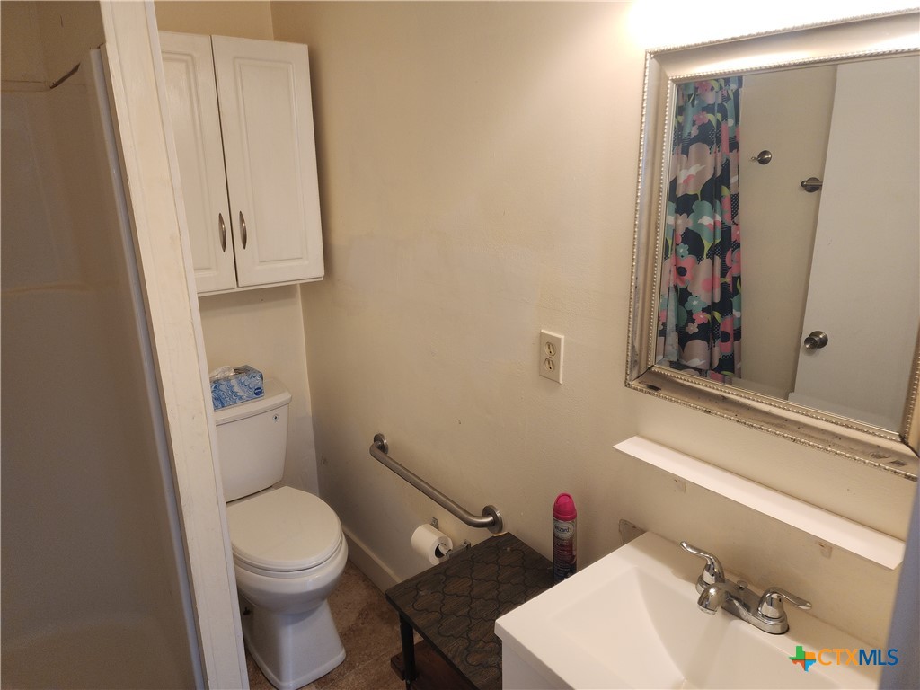 111 Valley View Property Photo 16