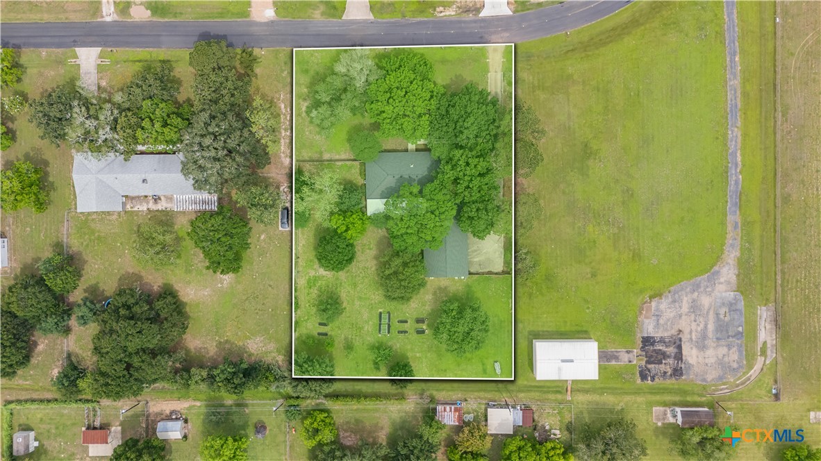602 Bingham Road Property Photo 3