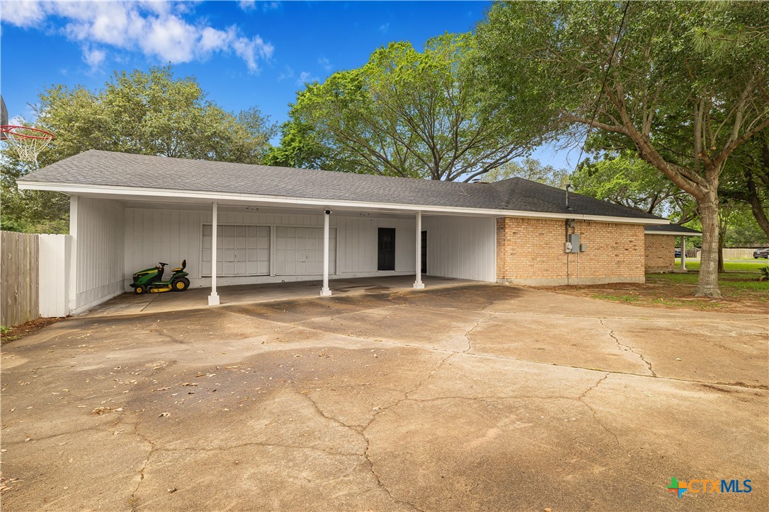 602 Bingham Road Property Photo 17