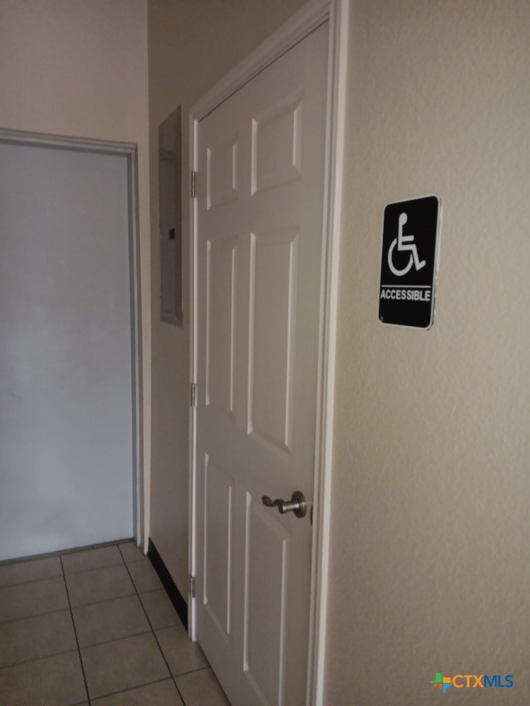 2705 E Stan Schlueter Loop 104 Property Photo 4