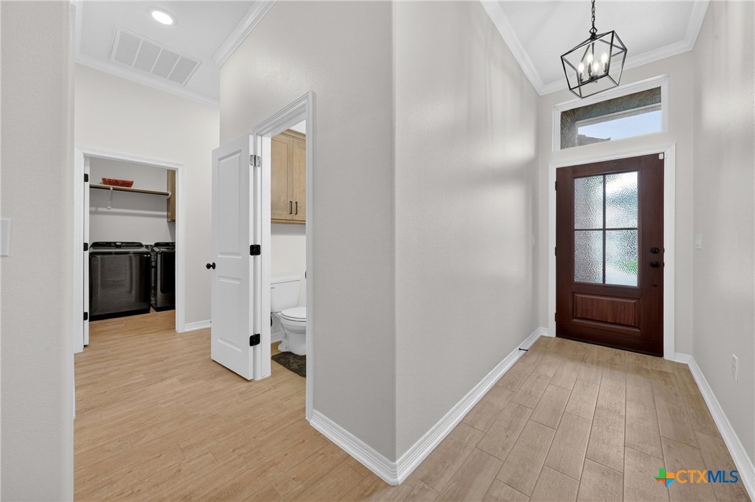 2036 Yarrow Road Property Photo 8