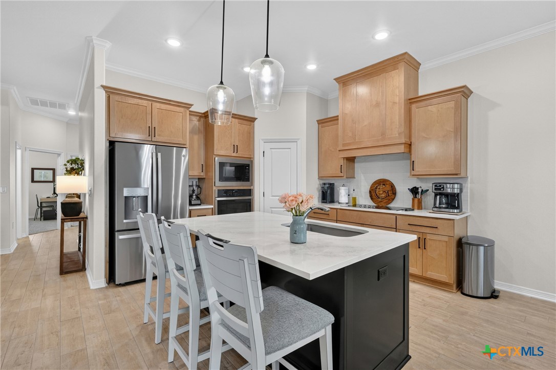2036 Yarrow Road Property Photo 12