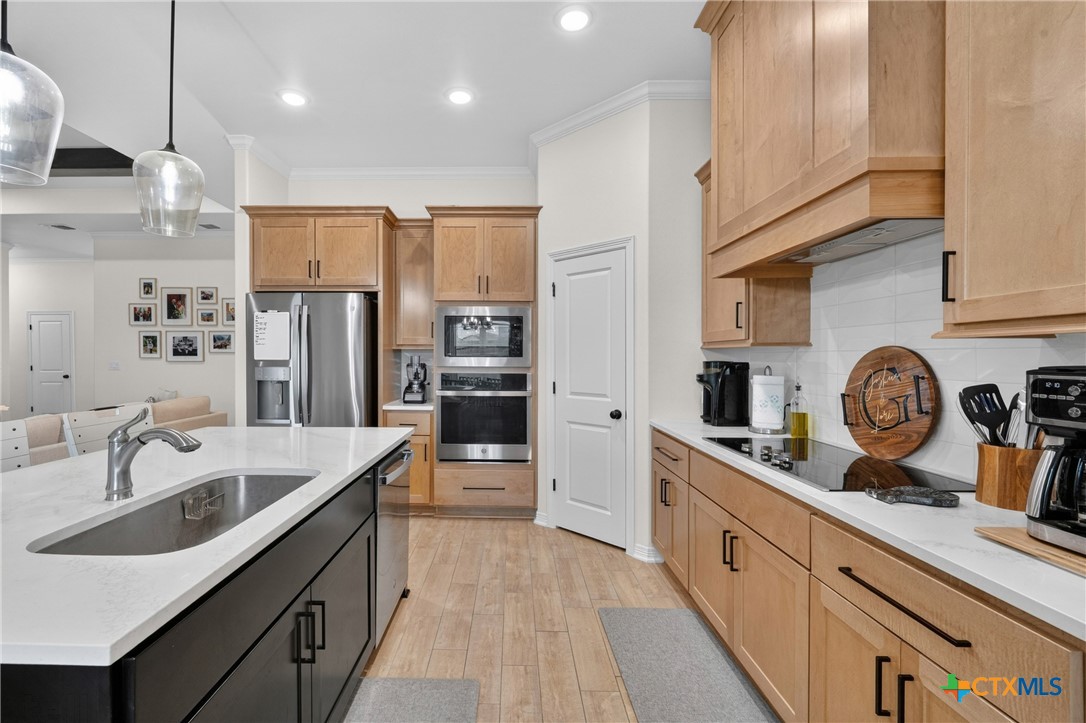 2036 Yarrow Road Property Photo 14