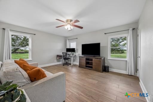295 Mcknight Road Property Photo 16