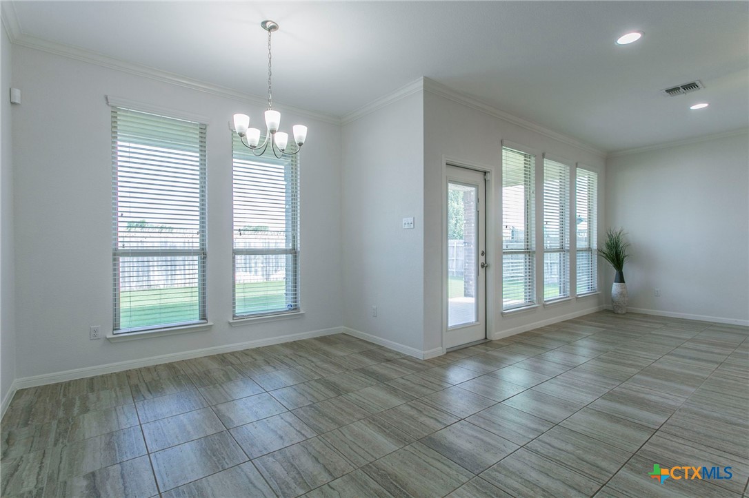 7010 Crystal Valley Drive Property Photo 4
