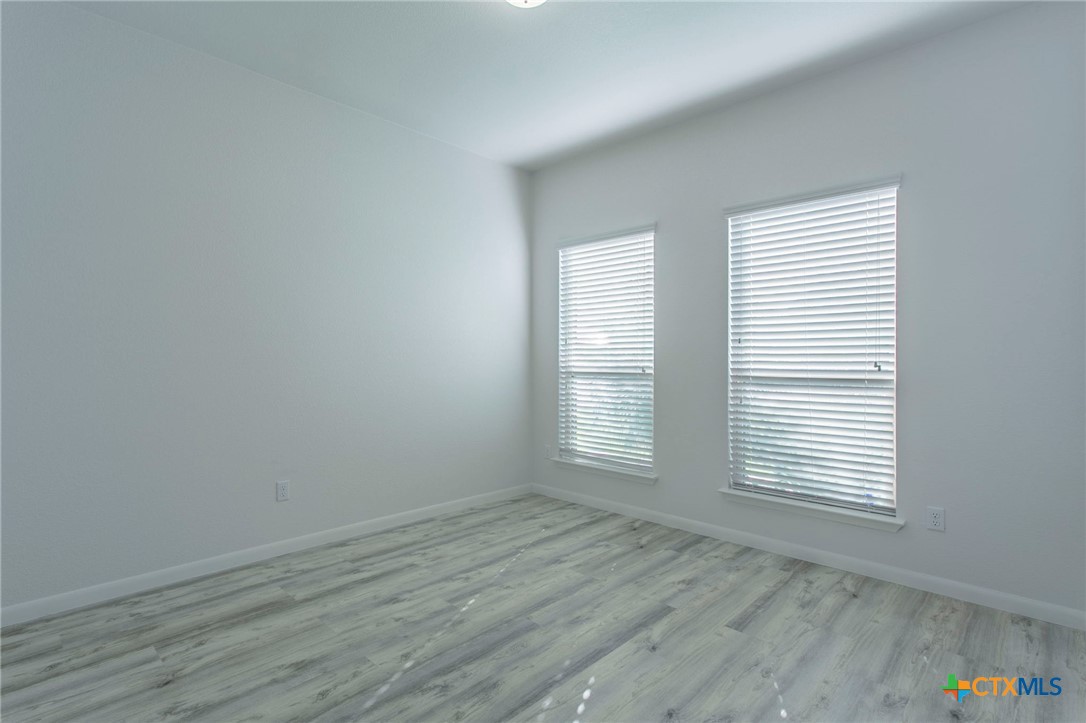 7010 Crystal Valley Drive Property Photo 19