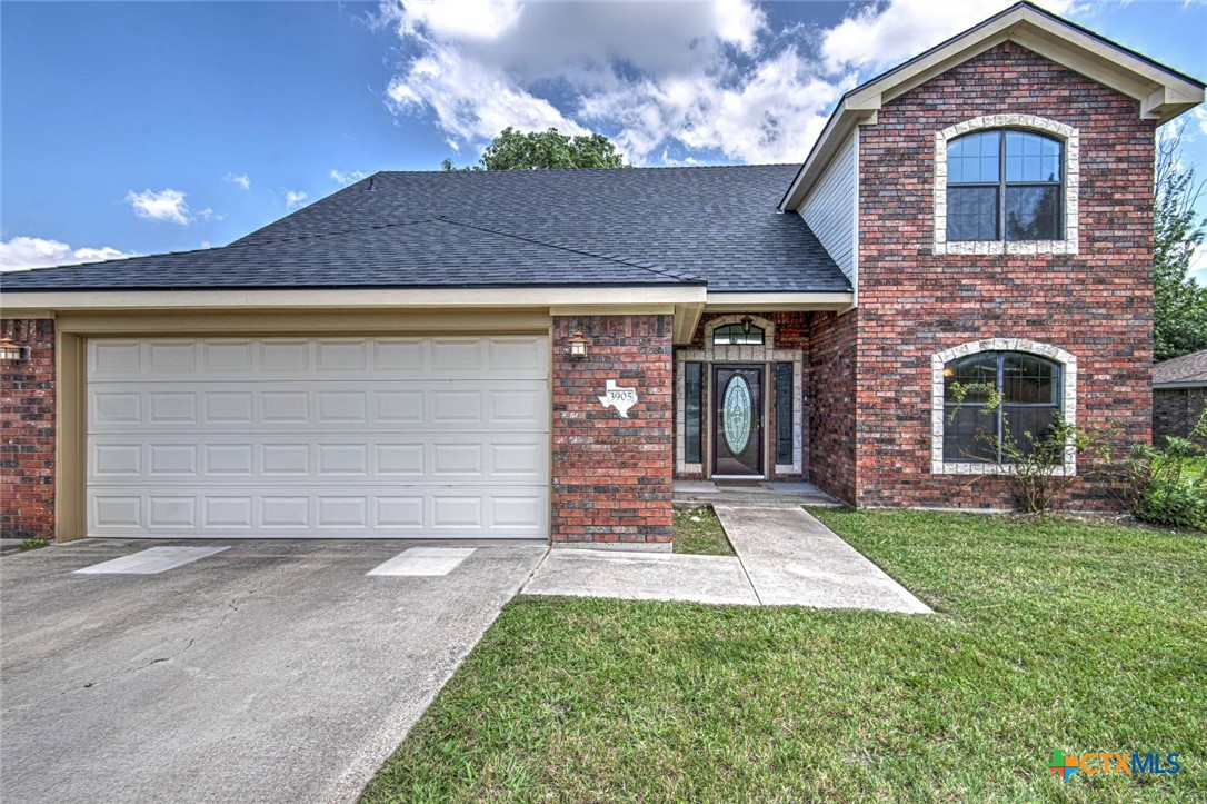 3905 Maid Marian Circle Property Photo 2