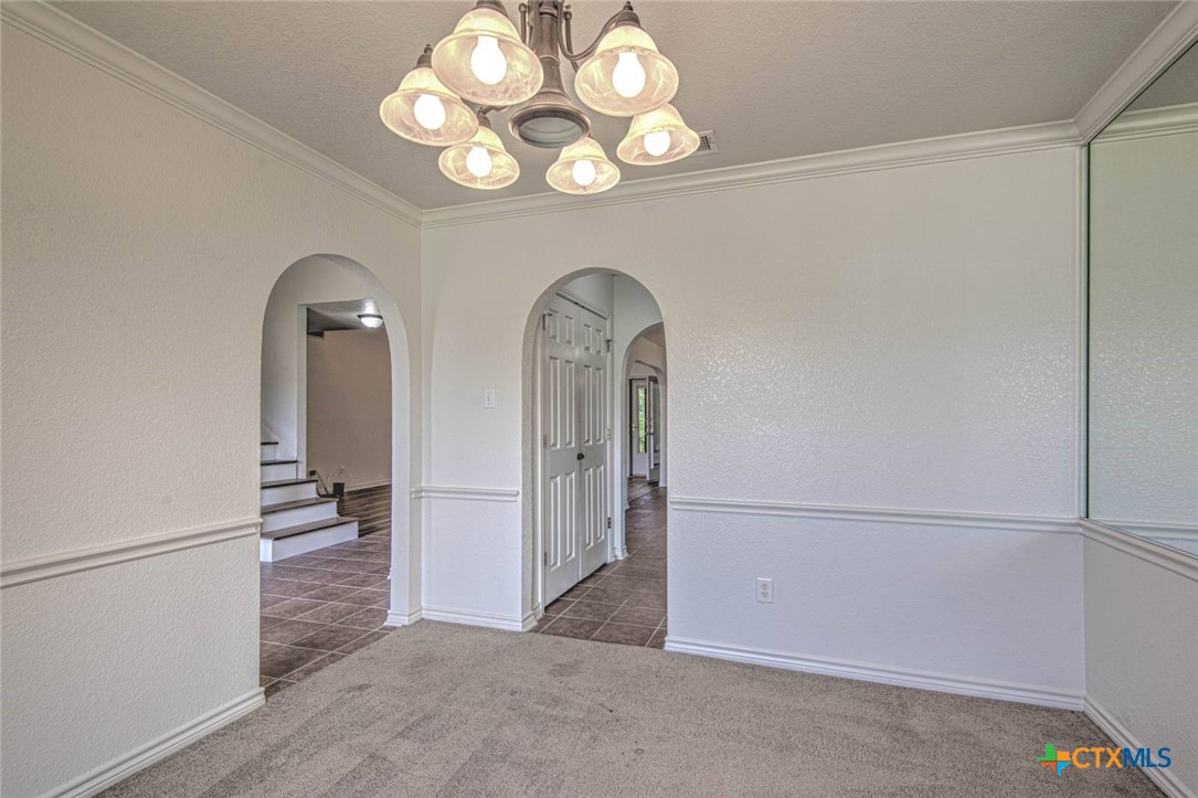 3905 Maid Marian Circle Property Photo 11