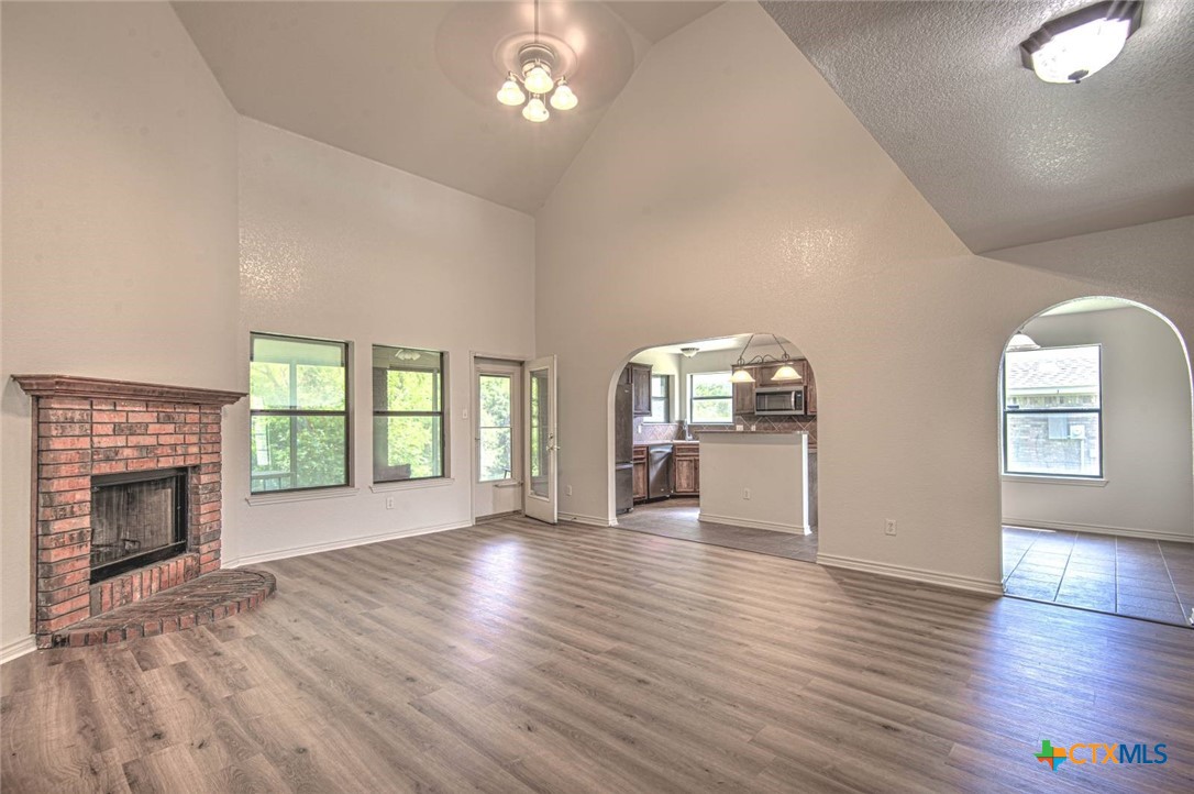 3905 Maid Marian Circle Property Photo 15