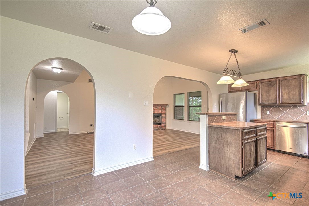 3905 Maid Marian Circle Property Photo 17