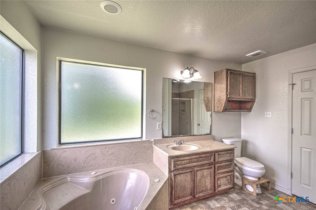3905 Maid Marian Circle Property Photo 25
