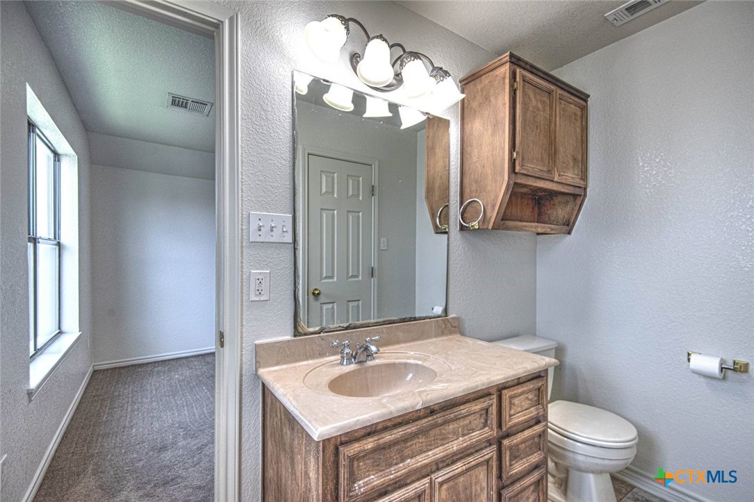3905 Maid Marian Circle Property Photo 31