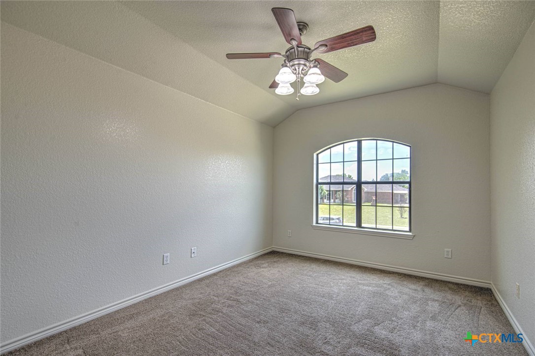 3905 Maid Marian Circle Property Photo 34