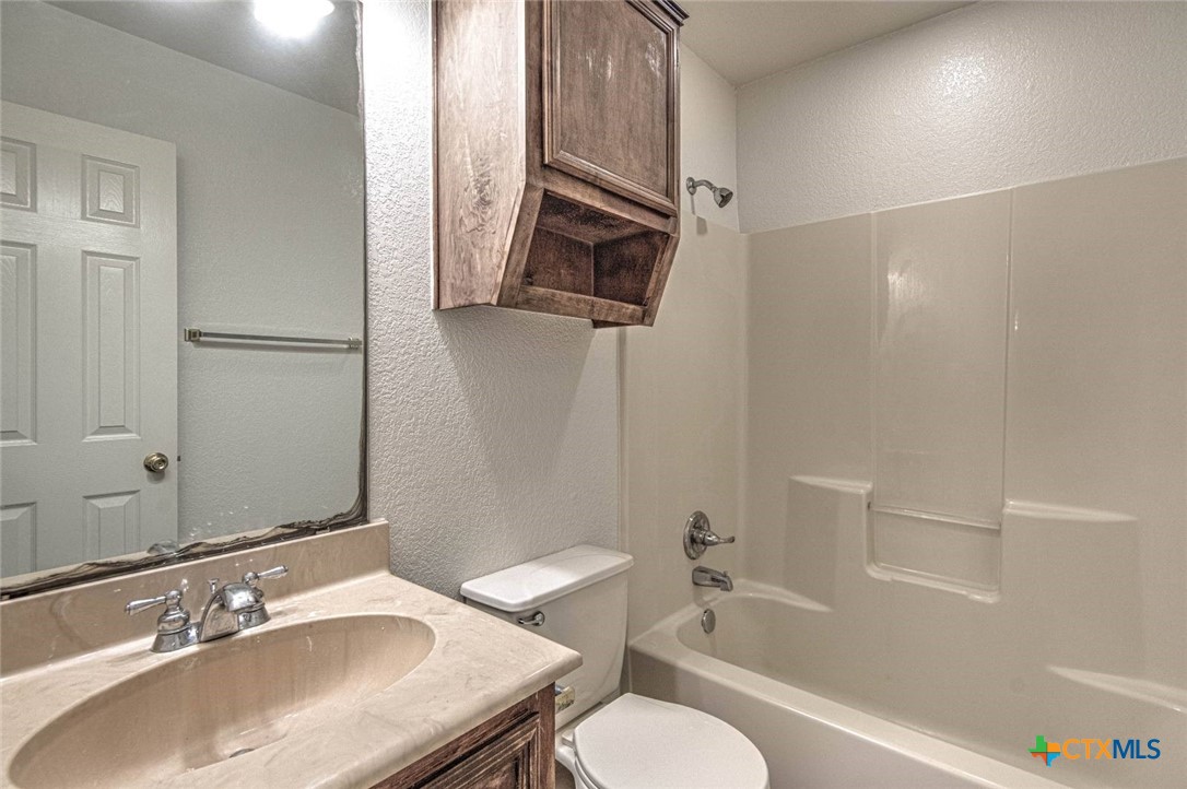 3905 Maid Marian Circle Property Photo 35